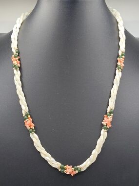 VTG Mother of Pearl Rice Bead Necklace 3 Strand Twisted Coral Green Stone 23"